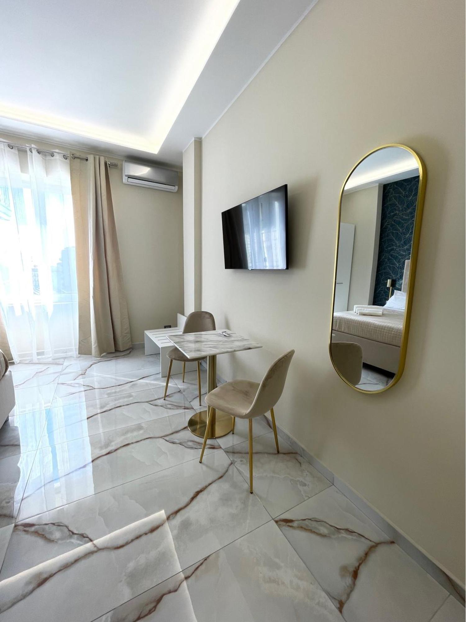 Napoli Central Suites Exterior foto