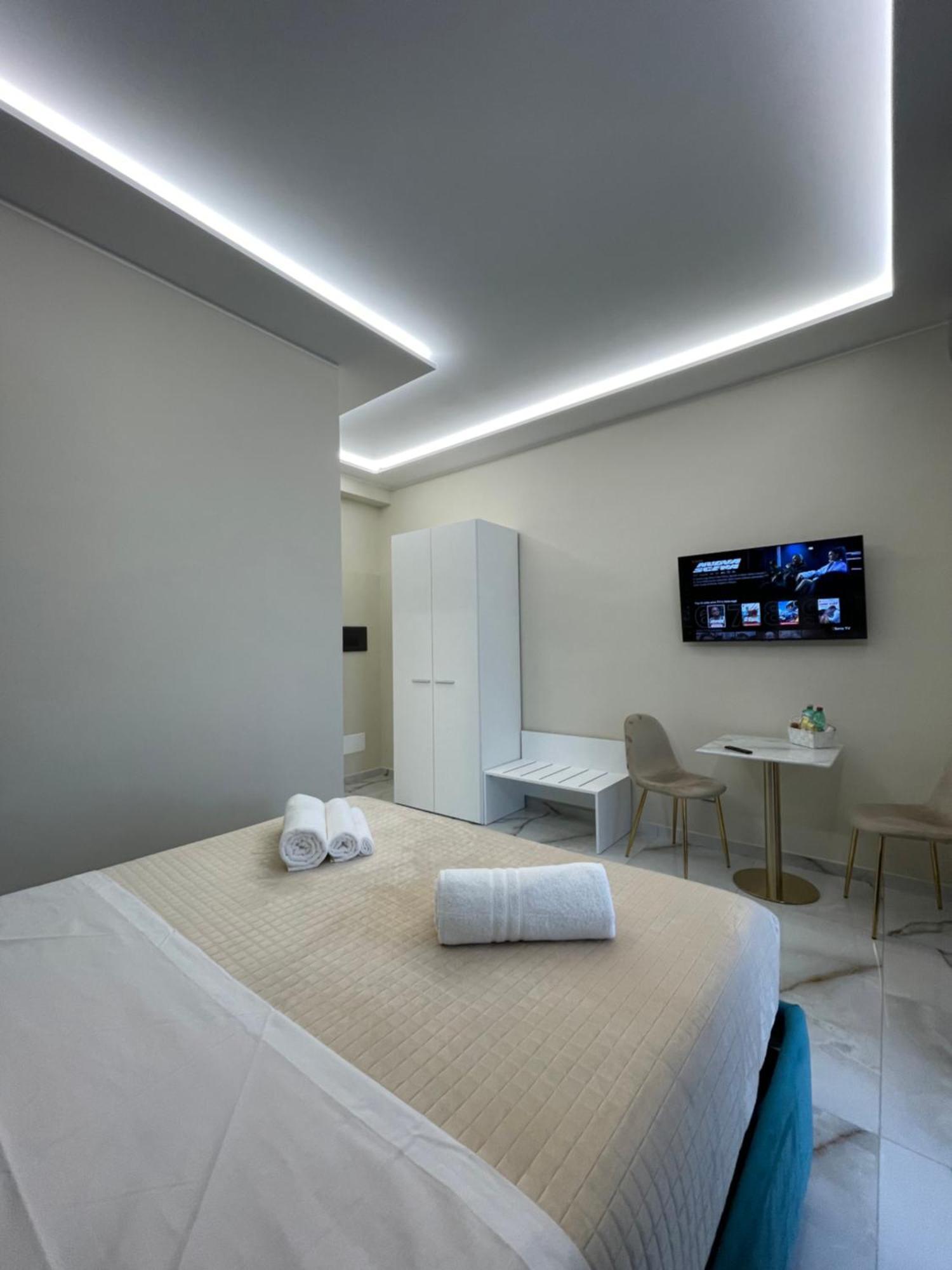 Napoli Central Suites Exterior foto